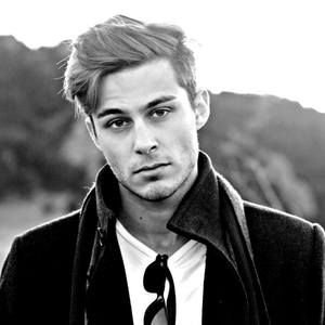 Meet your Posher, Benji